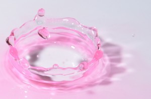 ピンク　液体